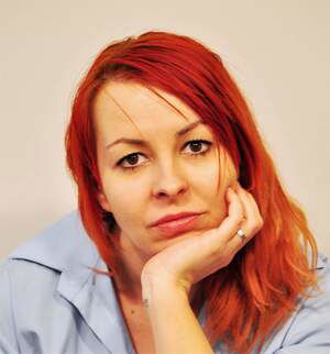 Ana-Maria Oglindă Ana-Maria Oglindă