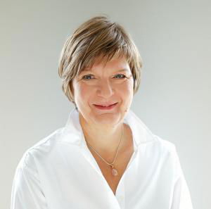 Caroline Bernard Caroline Bernard