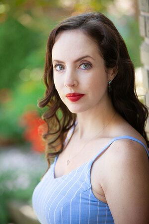 Laurie Elizabeth Flynn Laurie Elizabeth Flynn