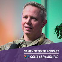 Tonny van den Belt, Transitieteam CDS, verzekerde zijn dochter dat de Russische troepenbewegingen aan de Oekraïense grens slechts machtsvertoon waren. Toch realiseerde hij zich later dat de situatie ernstiger was.