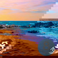 Oceaangeluiden voor het slapen | Witte ruis van golven die op het strand neerslaan (8 uur)