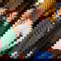 Eva, Tanja en Joost over Gastvrijheid in de Zorg en Horeca: De Kracht van Aandacht | S15E08