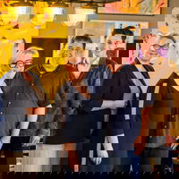 Een fonkeltje gastvrijheid: Limburgse wijnen, passie en beleving aan tafel | S17E01