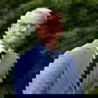 Jeroen Olthof, gedeputeerde provincie over plannen inzet zelfrijdende bussen bij Schiphol