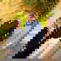 Van Twentse roots tot Amsterdamse hotels: Noor Krooshoop en John Meijerink over echte gastvrijheid met een oprecht hart | S18E07