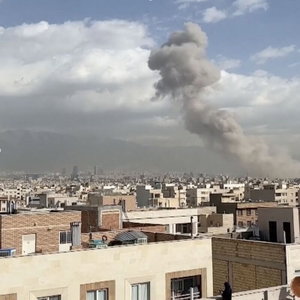 Teheran opnieuw onder vuur