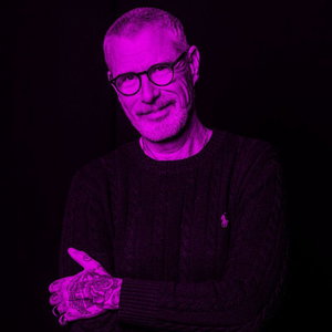 Eric Corton, presentator en acteur