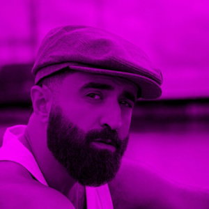 Saman Amini, theatermaker en muzikant