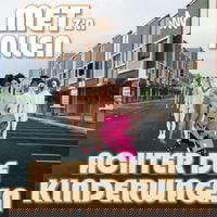 #5 Nina de la Croix, Rick Paul van Mulligen en René van Bakel